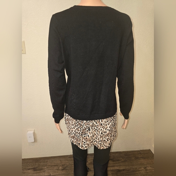Adrianna Papell Round Neck Twofer Sweater Black & cheetah Print Size Medium - Picture 5 of 9